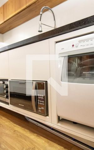 Apartamento à venda com 58m², 1 quarto e 1 vaga Apartamento à venda com 58m², 1 quarto e 1 vagaCozinha, lava-louças, microondas, forno eketrico