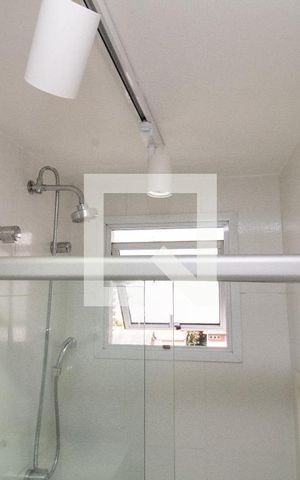Apartamento à venda com 58m², 1 quarto e 1 vaga Apartamento à venda com 58m², 1 quarto e 1 vagaBanheiro, box e chuveiro