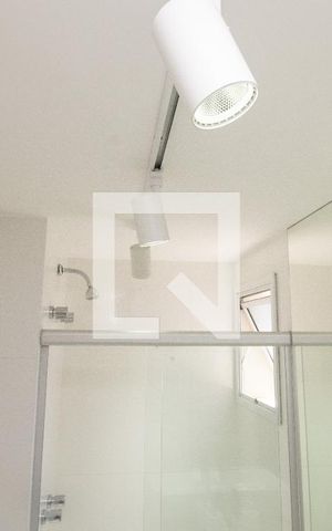 Apartamento à venda com 58m², 1 quarto e 1 vaga Apartamento à venda com 58m², 1 quarto e 1 vagaLavabo, chuveiro, box e trilho de luz