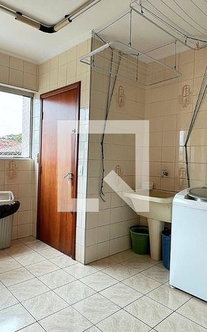 Casa à venda com 180m², 4 quartos e 2 vagasÁrea de Serviço