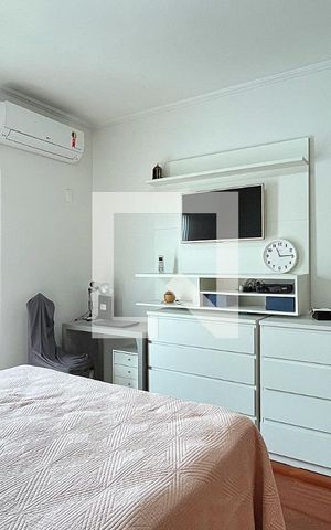 Casa à venda com 180m², 4 quartos e 2 vagasSuíte 1
