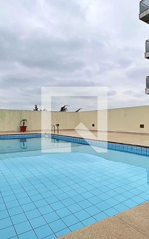 Casa à venda com 180m², 4 quartos e 2 vagasÁrea comum - Piscina