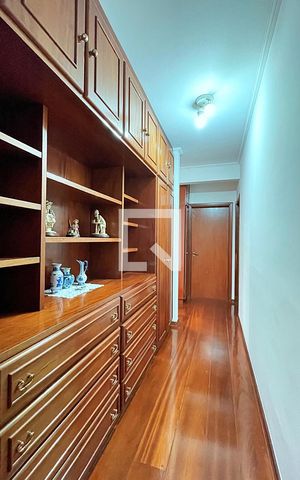 Casa à venda com 180m², 4 quartos e 2 vagasCorredor dos Dormitórios