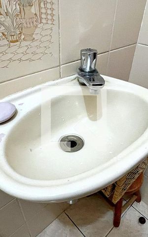 Casa à venda com 180m², 4 quartos e 2 vagasBanheiro de serviço