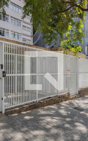 Apartamento à venda com 72m², 2 quartos e 1 vagaFachada