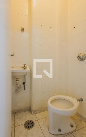 Apartamento à venda com 72m², 2 quartos e 1 vagaÁrea de Serviço -  Banheiro