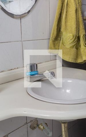 Apartamento à venda com 102m², 2 quartos e 2 vagas Apartamento à venda com 102m², 2 quartos e 2 vagasBanheiro