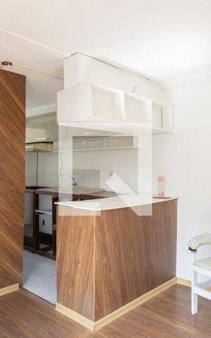 Apartamento à venda com 43m², 2 quartos e 1 vaga Apartamento à venda com 43m², 2 quartos e 1 vagaSala