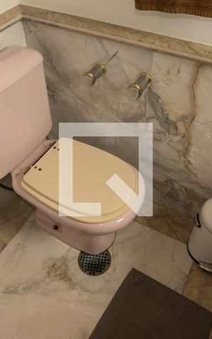 Apartamento à venda com 240m², 3 quartos e 5 vagasBanheiro Suite 3
