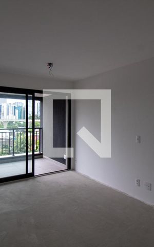 Studio à venda com 33m², 1 quarto e sem vaga Studio à venda com 33m², 1 quarto e sem vagaSala/Quarto