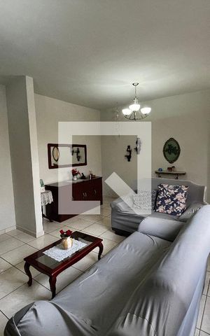 Casa à venda com 355m², 6 quartos e 2 vagas Casa à venda com 355m², 6 quartos e 2 vagasCasa 1- Sala