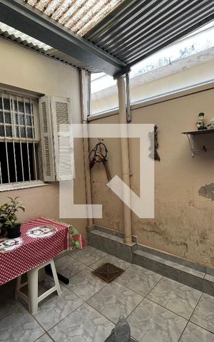 Casa à venda com 355m², 6 quartos e 2 vagas Casa à venda com 355m², 6 quartos e 2 vagasCasa 1- Área de Serviço