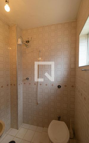Casa para alugar com 540m², 4 quartos e 4 vagasBanheiro de serviço 01