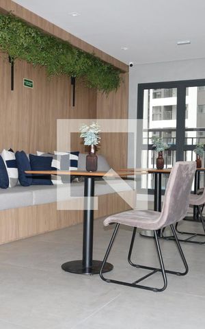 Apartamento à venda com 27m², 1 quarto e sem vagaÁrea comum - Salão de festas