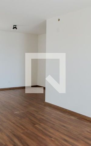 Apartamento para alugar com 140m², 3 quartos e 1 vaga Apartamento para alugar com 140m², 3 quartos e 1 vagaSala