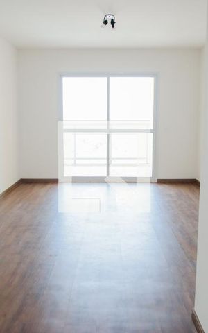 Apartamento para alugar com 140m², 3 quartos e 1 vaga Apartamento para alugar com 140m², 3 quartos e 1 vagaSala