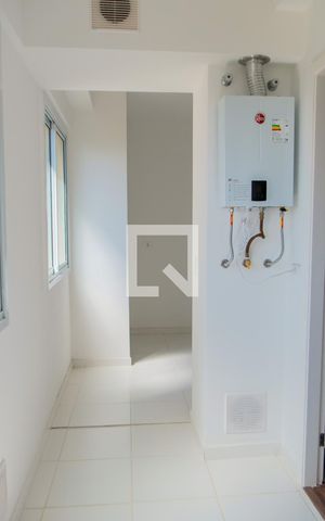 Apartamento para alugar com 140m², 3 quartos e 1 vaga Apartamento para alugar com 140m², 3 quartos e 1 vagaLavanderia