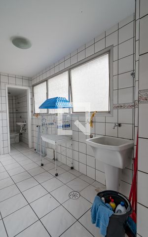 Apartamento à venda com 107m², 2 quartos e 1 vagaÁrea de serviço