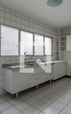 Apartamento à venda com 107m², 2 quartos e 1 vagaCozinha