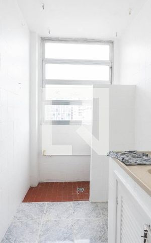 Apartamento à venda com 30m², 1 quarto e sem vaga Apartamento à venda com 30m², 1 quarto e sem vagaCozinha e Área de Serviço