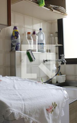 Apartamento para alugar com 135m², 3 quartos e 1 vagaÁrea de Serviço
