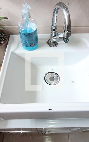 Casa à venda com 213m², 4 quartos e 2 vagasBanheiro Social