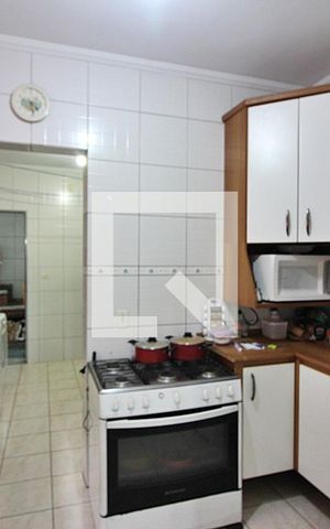 Casa à venda com 213m², 4 quartos e 2 vagasCozinha