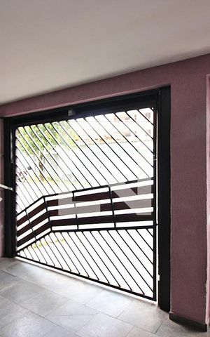 Casa à venda com 213m², 4 quartos e 2 vagasGaragem