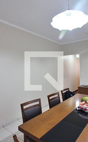 Casa à venda com 213m², 4 quartos e 2 vagasCopa 