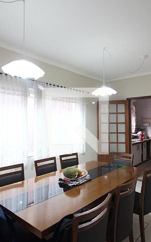 Casa à venda com 213m², 4 quartos e 2 vagasCopa 