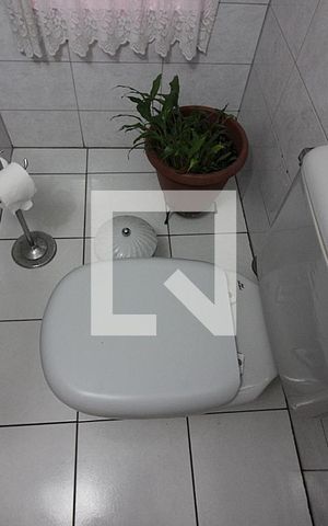 Casa à venda com 213m², 4 quartos e 2 vagasLavabo 