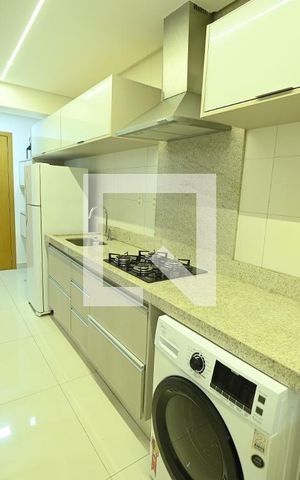 Studio para alugar com 40m², 1 quarto e 1 vaga Studio para alugar com 40m², 1 quarto e 1 vagaÁrea de Serviço