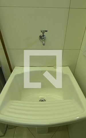 Studio para alugar com 40m², 1 quarto e 1 vaga Studio para alugar com 40m², 1 quarto e 1 vagaÁrea de Serviço