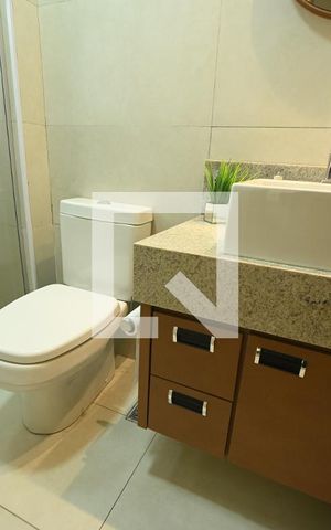 Studio para alugar com 40m², 1 quarto e 1 vaga Studio para alugar com 40m², 1 quarto e 1 vagaBanheiro