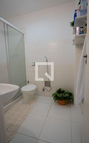 Apartamento à venda com 80m², 3 quartos e sem vagaBanheiro