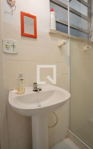 Apartamento à venda com 80m², 3 quartos e sem vagaBanheiro