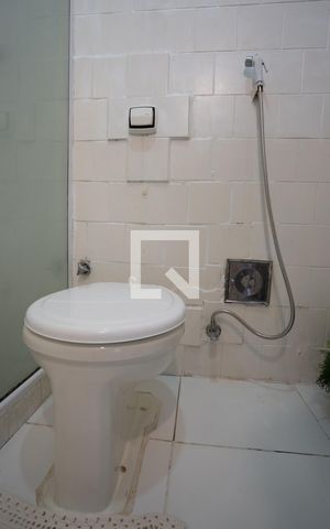Apartamento à venda com 80m², 3 quartos e sem vagaBanheiro