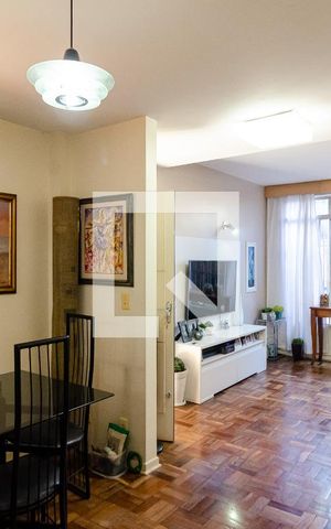Casa à venda com 199m², 3 quartos e 2 vagas Casa à venda com 199m², 3 quartos e 2 vagasSala