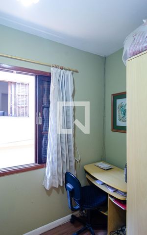 Casa à venda com 199m², 3 quartos e 2 vagas Casa à venda com 199m², 3 quartos e 2 vagasQuarto 2
