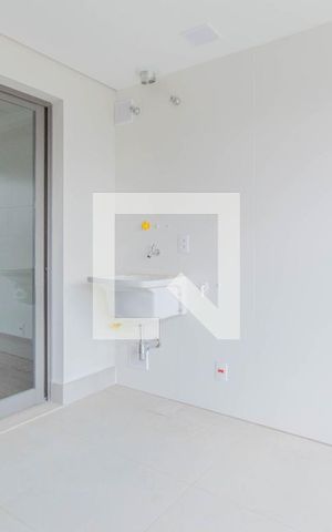 Apartamento à venda com 66m², 2 quartos e 1 vaga Apartamento à venda com 66m², 2 quartos e 1 vagaÁrea de Serviço