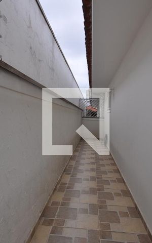 Casa à venda com 164m², 3 quartos e 4 vagasCorredor lateral