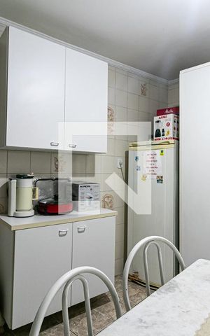 Casa à venda com 384m², 8 quartos e 4 vagas Casa à venda com 384m², 8 quartos e 4 vagasCozinha