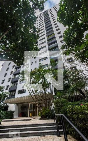 Apartamento para alugar com 127m², 3 quartos e 1 vaga Apartamento para alugar com 127m², 3 quartos e 1 vagaFachada