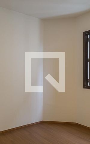 Apartamento à venda com 190m², 4 quartos e 4 vagas Apartamento à venda com 190m², 4 quartos e 4 vagasSuíte