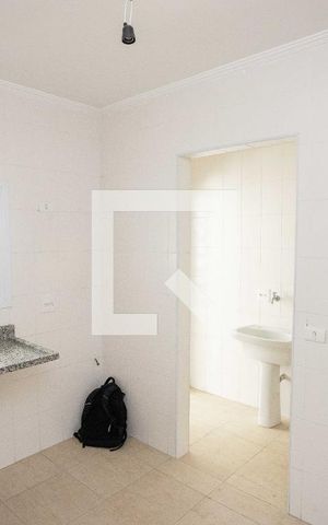 Casa de condomínio à venda com 140m², 3 quartos e 2 vagas Casa de condomínio à venda com 140m², 3 quartos e 2 vagasCozinha