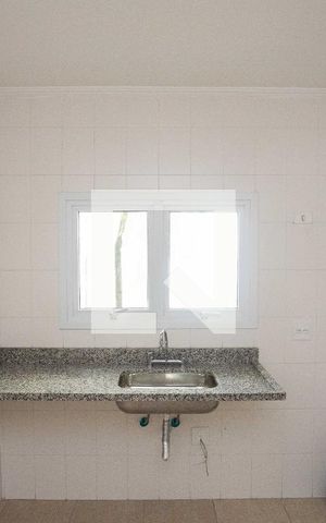 Casa de condomínio à venda com 140m², 3 quartos e 2 vagas Casa de condomínio à venda com 140m², 3 quartos e 2 vagasCozinha