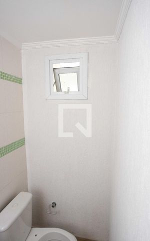 Casa à venda com 140m², 3 quartos e 2 vagas Casa à venda com 140m², 3 quartos e 2 vagasLavabo