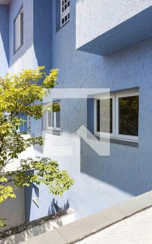 Casa à venda com 140m², 3 quartos e 2 vagas Casa à venda com 140m², 3 quartos e 2 vagasÁrea de Serviço