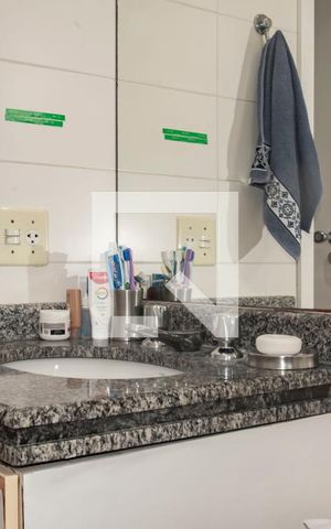 Apartamento à venda com 94m², 3 quartos e 2 vagasBanheiro da Suíte