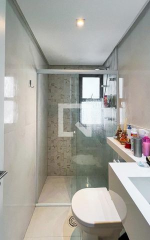 Apartamento à venda com 57m², 2 quartos e 2 vagasBanheiro